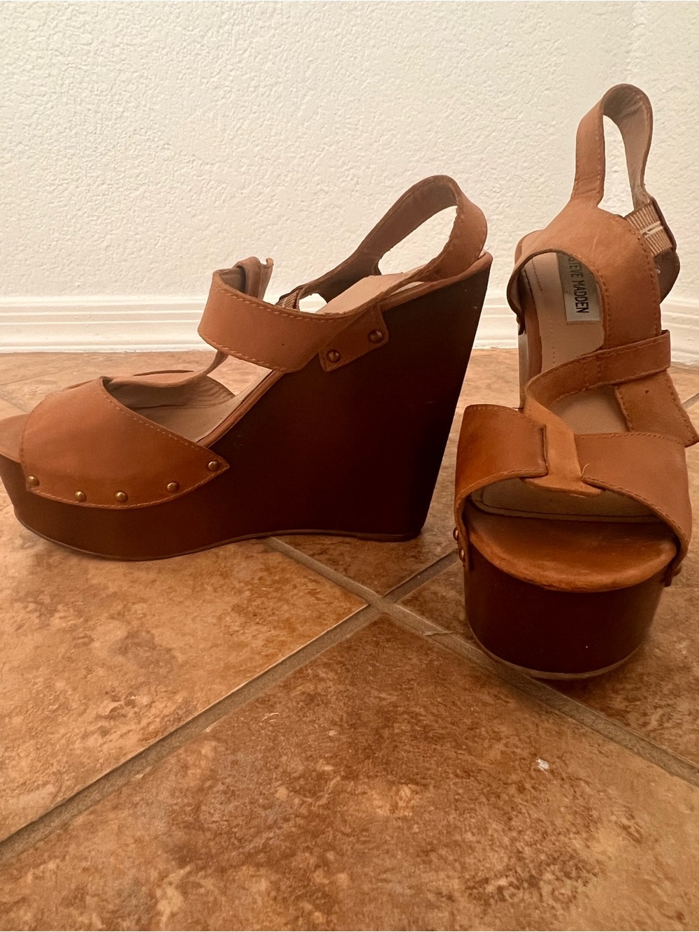 Steve Madden Brown Tan Platform Wedge Sandals